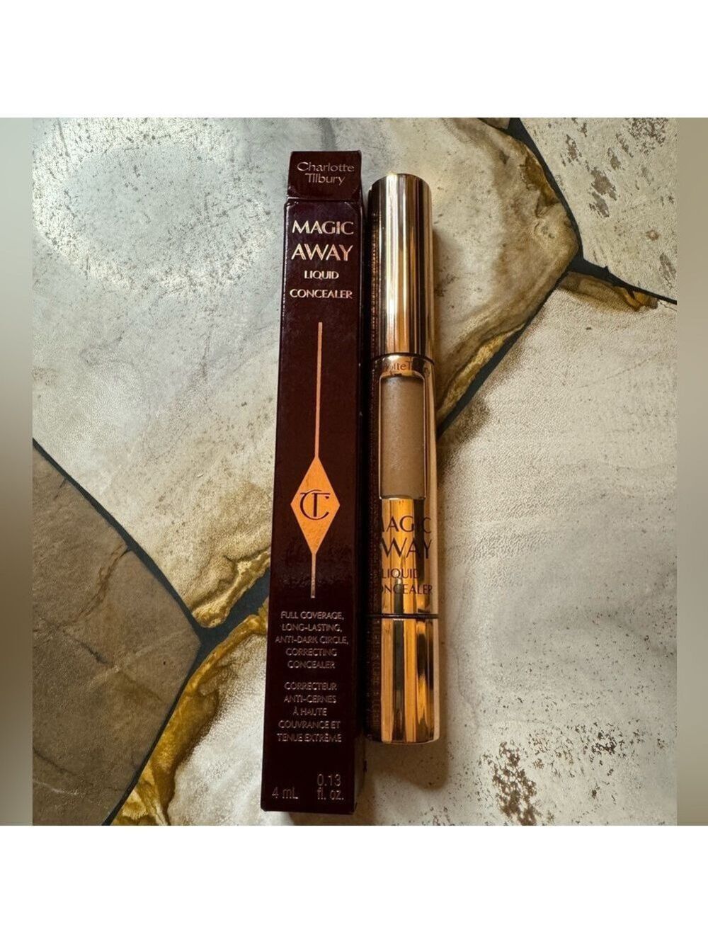 Charlotte Tilbury - Magic Wand Concealer - Dark 13